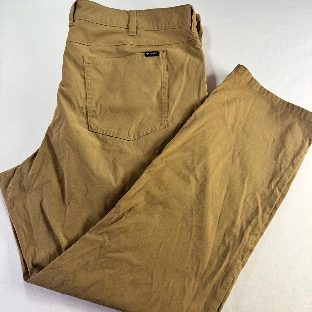 Columbia Pants Mens 42x30 Tan Brown Cotton Blend Outdoor Hiking Casual‎ 5-Pocket